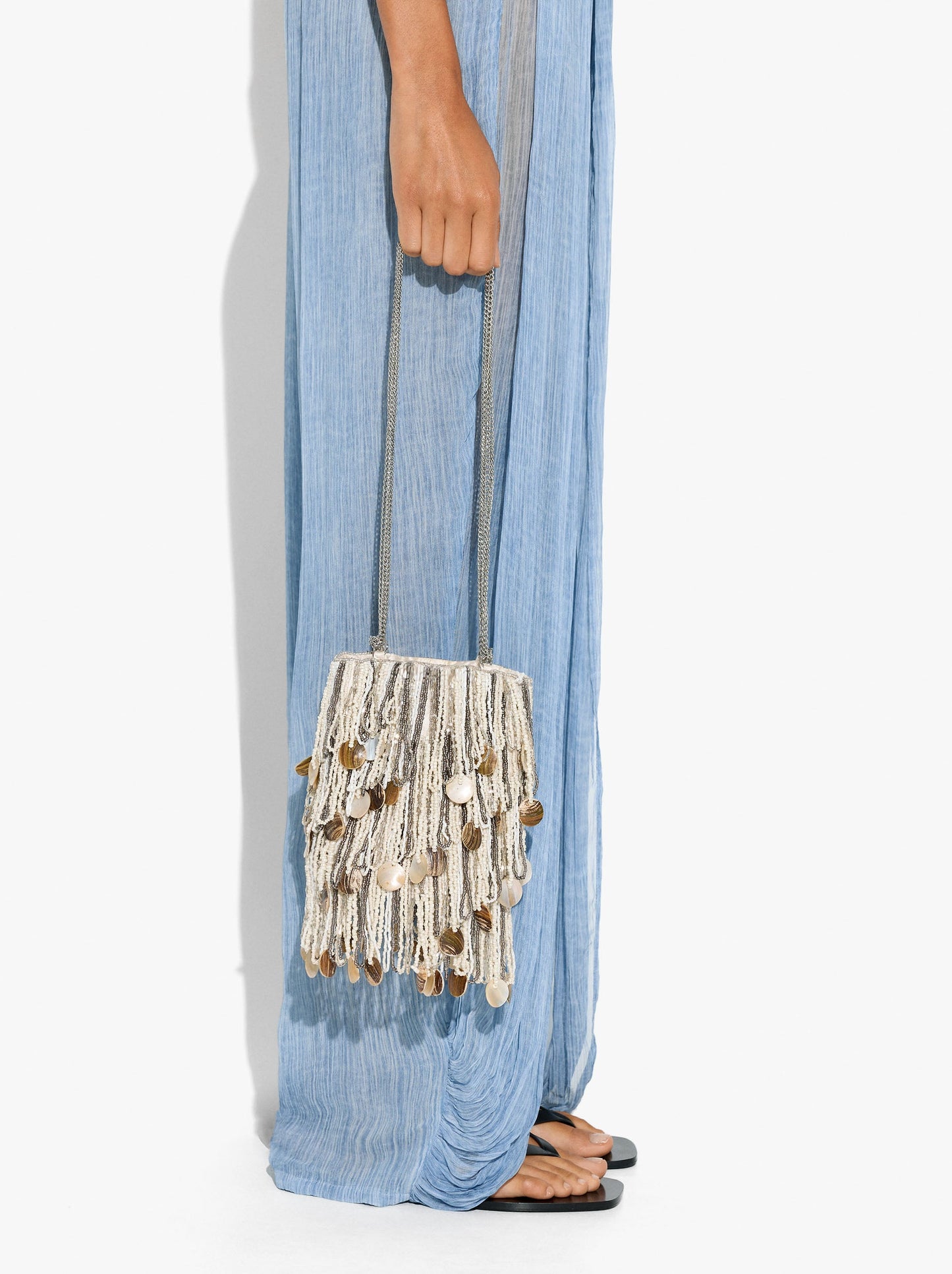 Party Bag With Fringes Of Beads And Shells