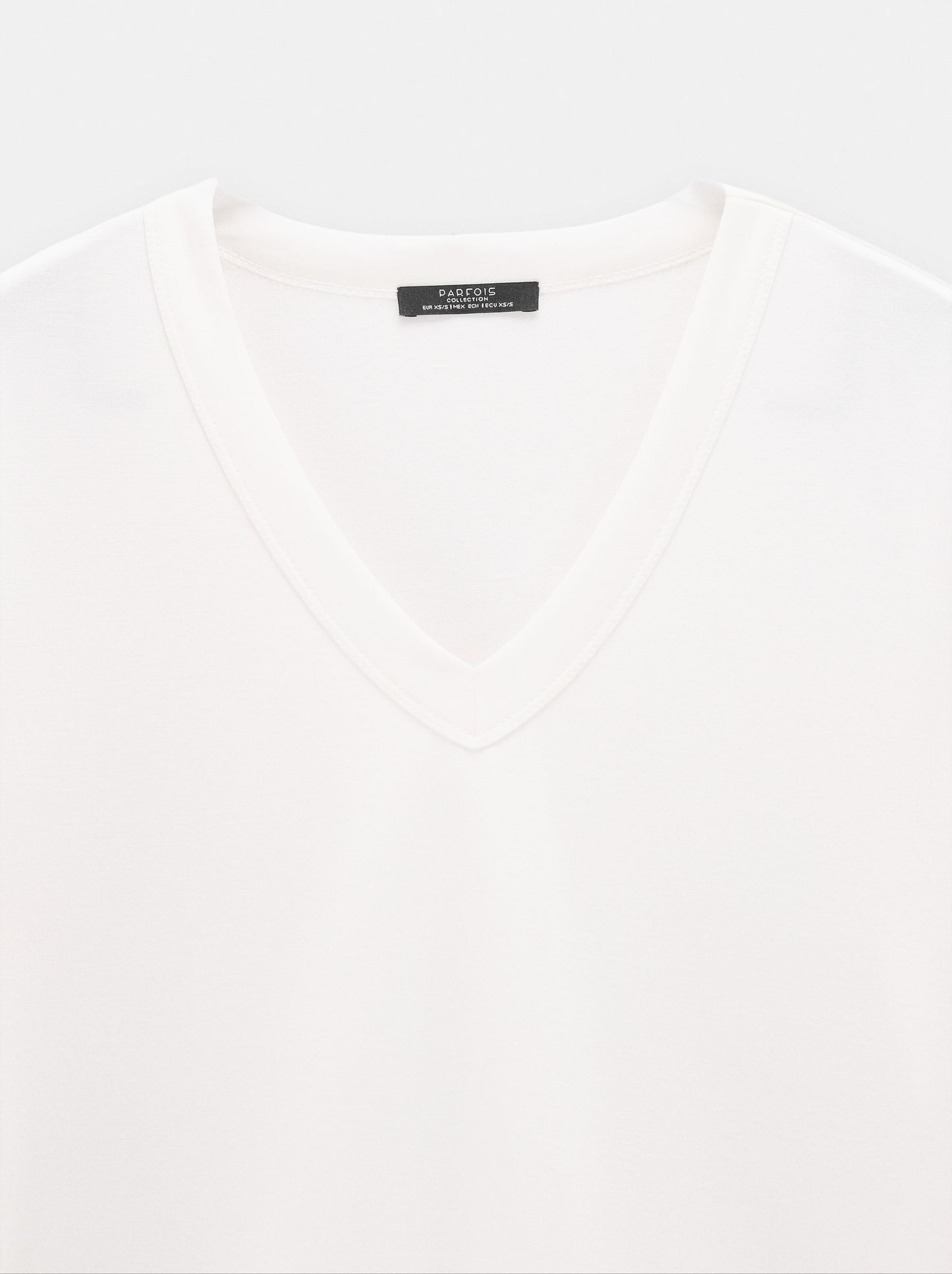 T-Shirt With V-Neck
