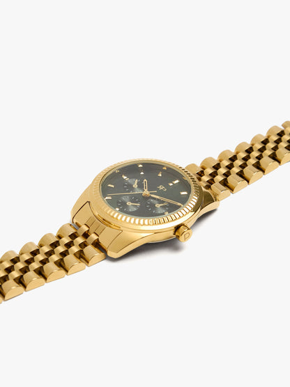 Round Watch With Stainless Steel Strap