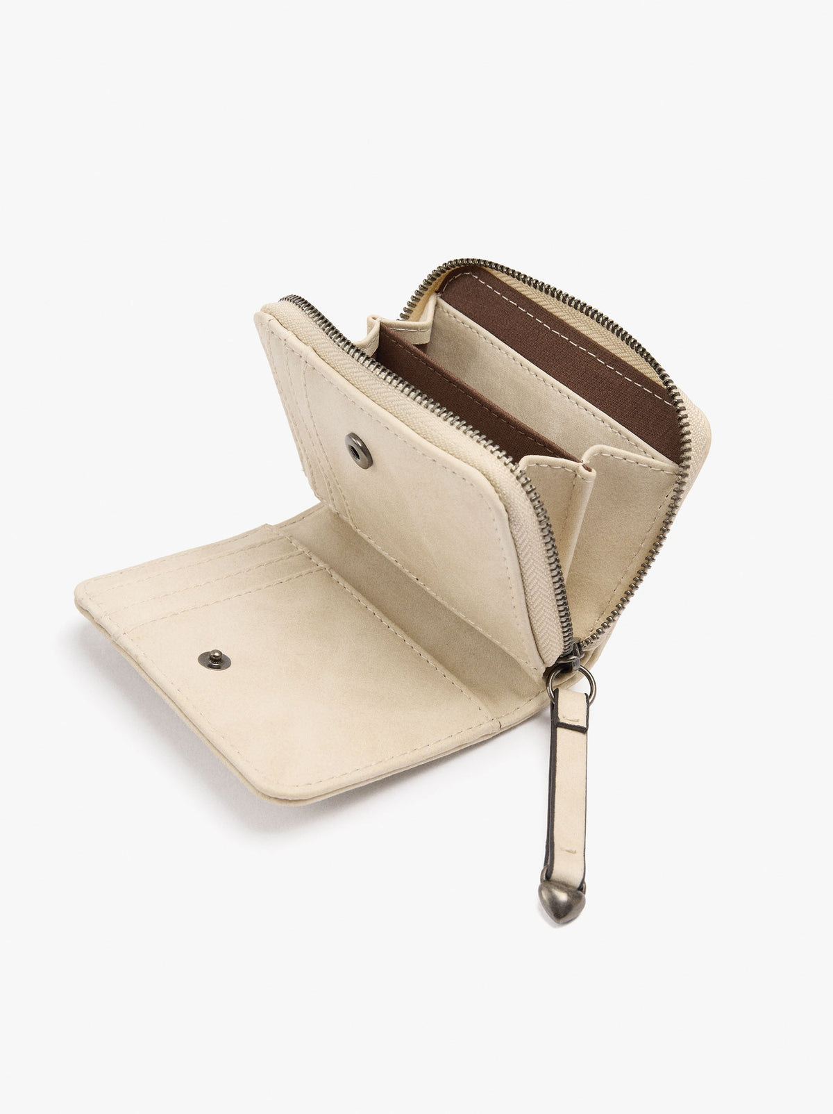 Basic Wallet With Studs