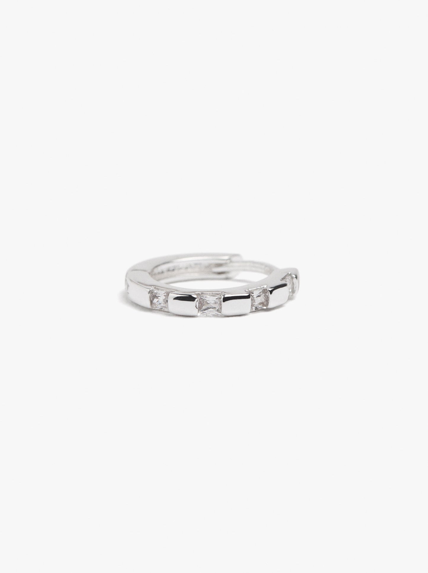 Individual Hoop With Zirconia Silver Plated