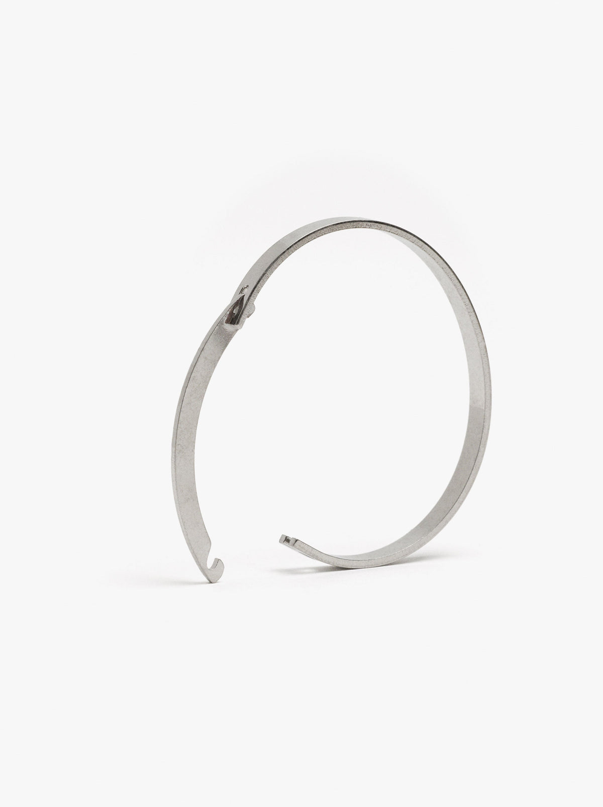 Plain Rigid Bracelet