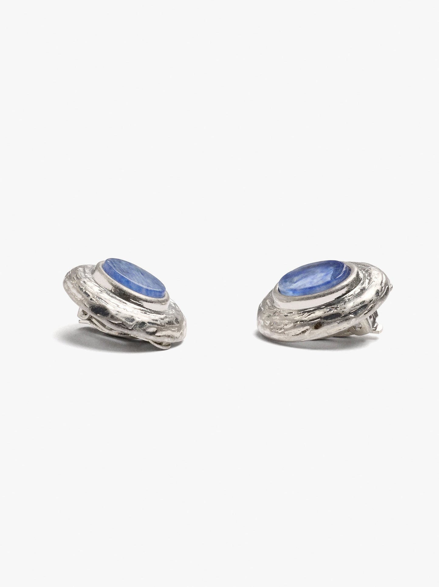 Oval Earrings With Stone