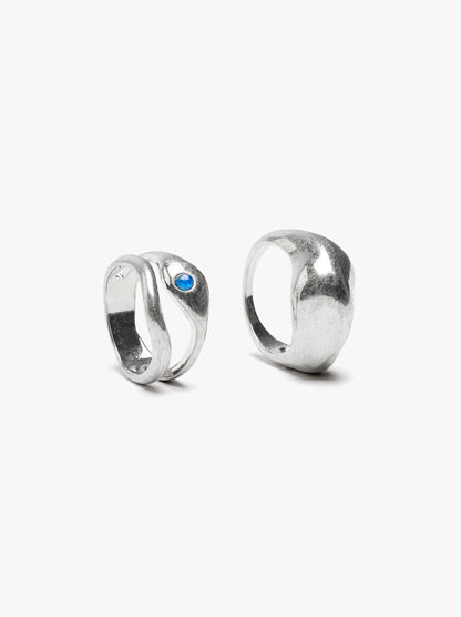 Set Of Wavy Rings With Crystal