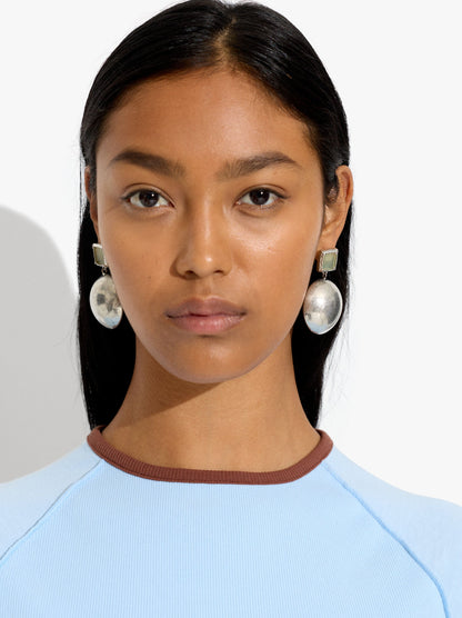 Round Earrings With Stone