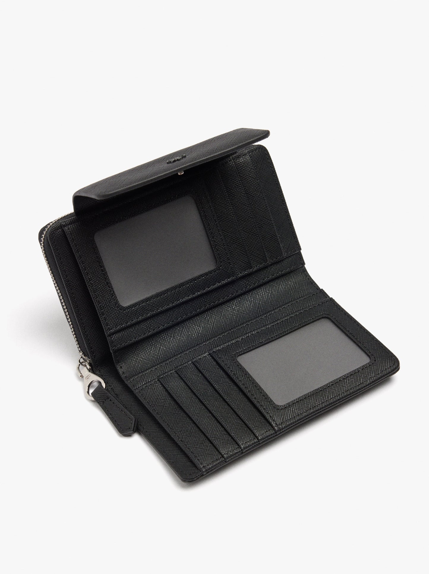 Wallet With Texture And Flap