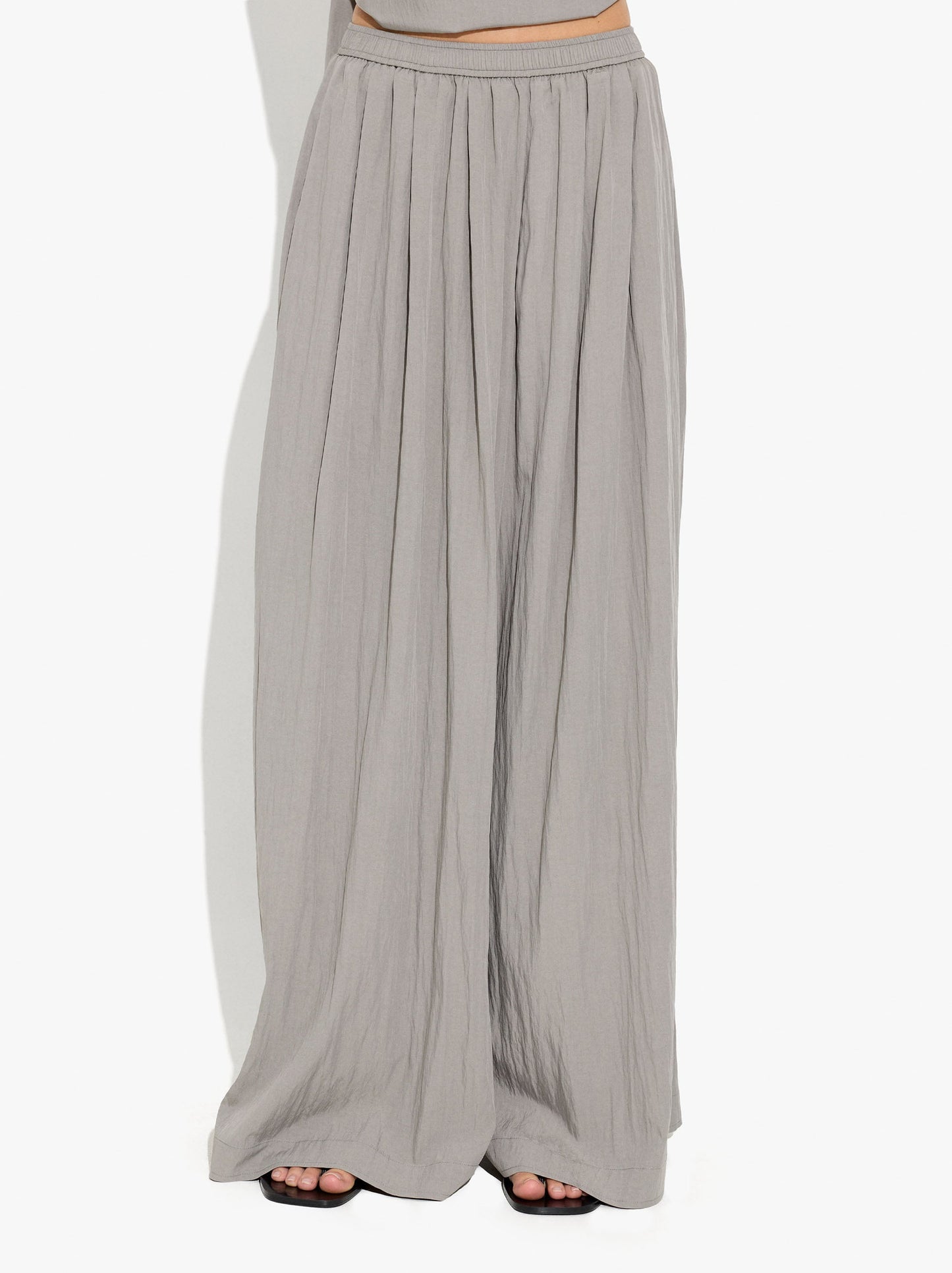 Wide Fluid Trousers With Elastic Waist