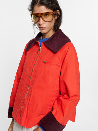 Contrast Coat With Zipper Closure