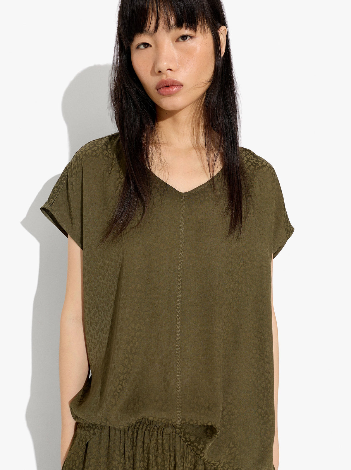 Fluid Jacquard Blouse