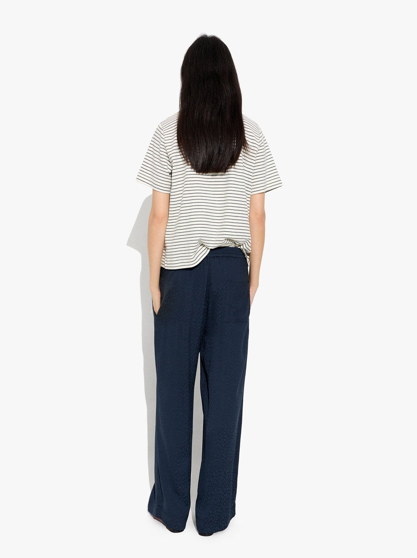 Flowy Jacquard Trousers With An Elastic Waist