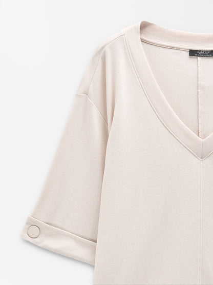 T-Shirt With V-Neck