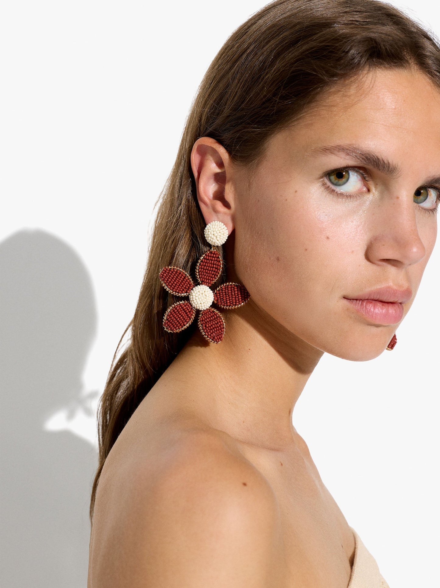 Maxi Flower Earrings With Beads