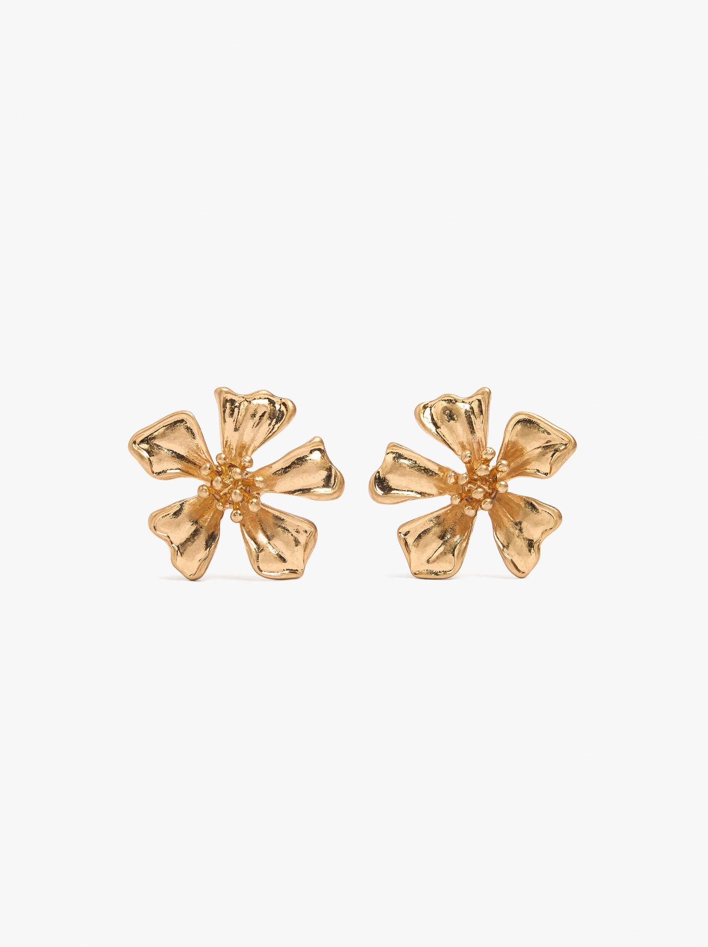 Maxi Flower Earrings With Embossed Detail
