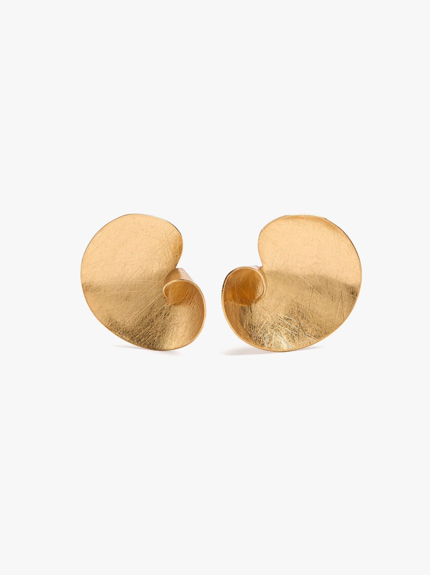 Maxi Earrings With Concave Stripes