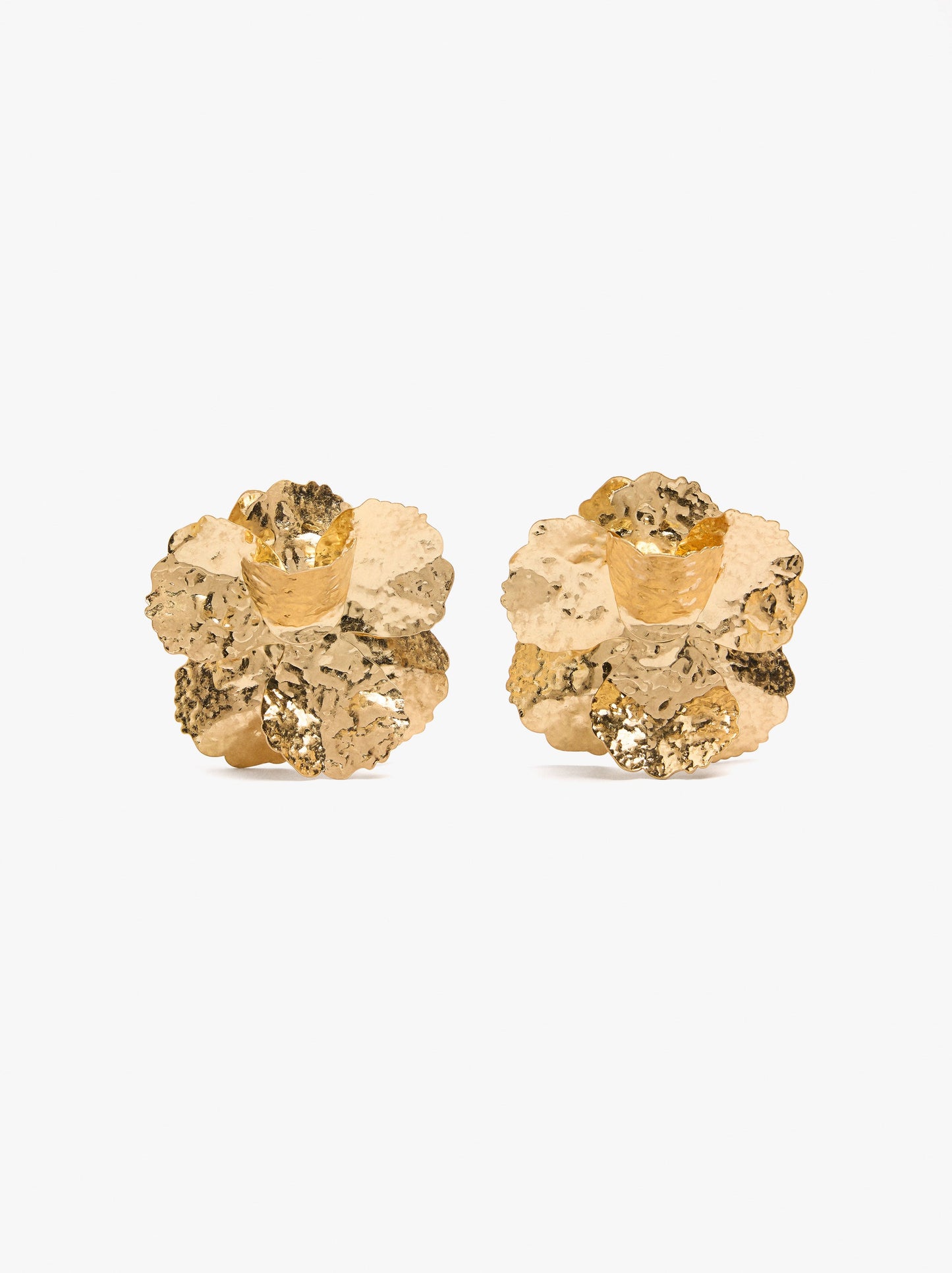 Maxi Flower Earrings With Embossed Detail