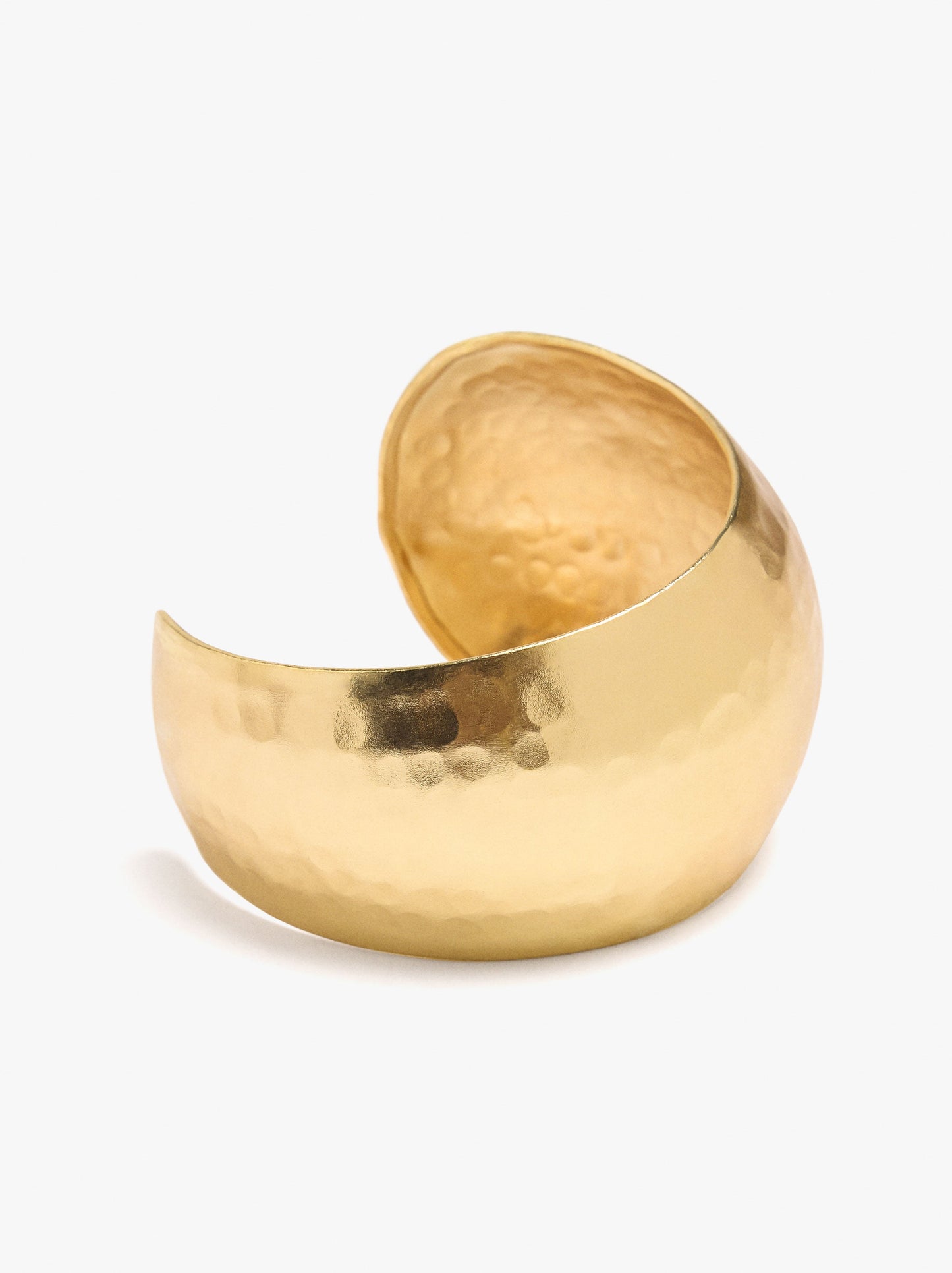 Rounded Rigid Bracelet