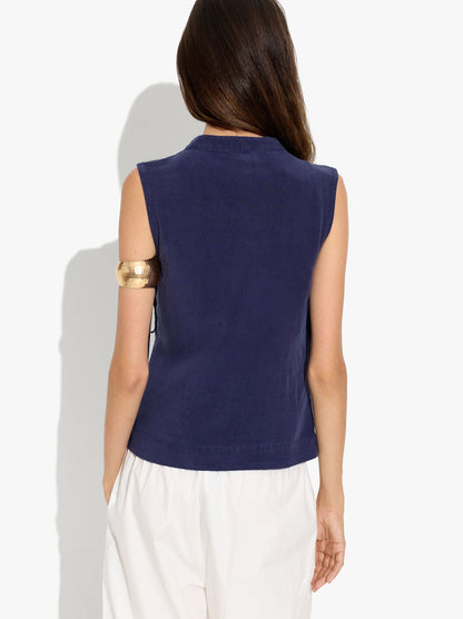 Plain Vest With Overlap