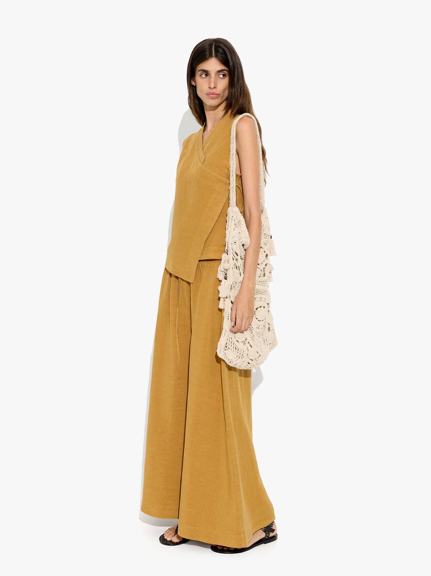 Plain Skirt With Elastic Waist