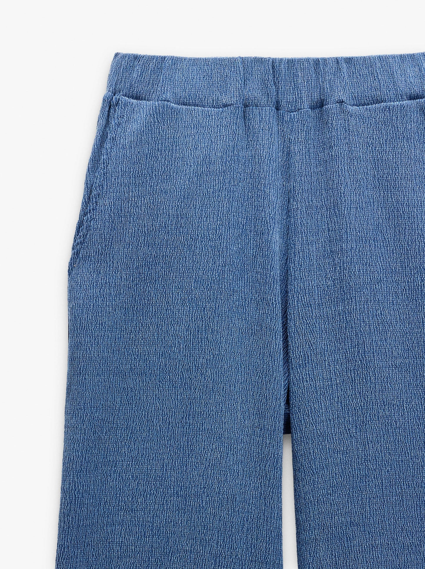 Trousers With Texture And Elastic Waist