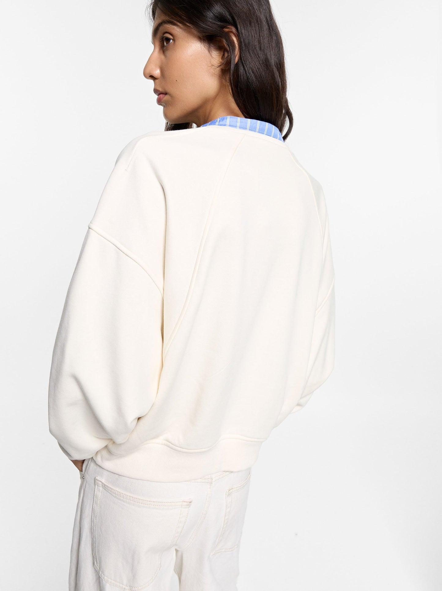 Sweatshirt With Contrast Detail