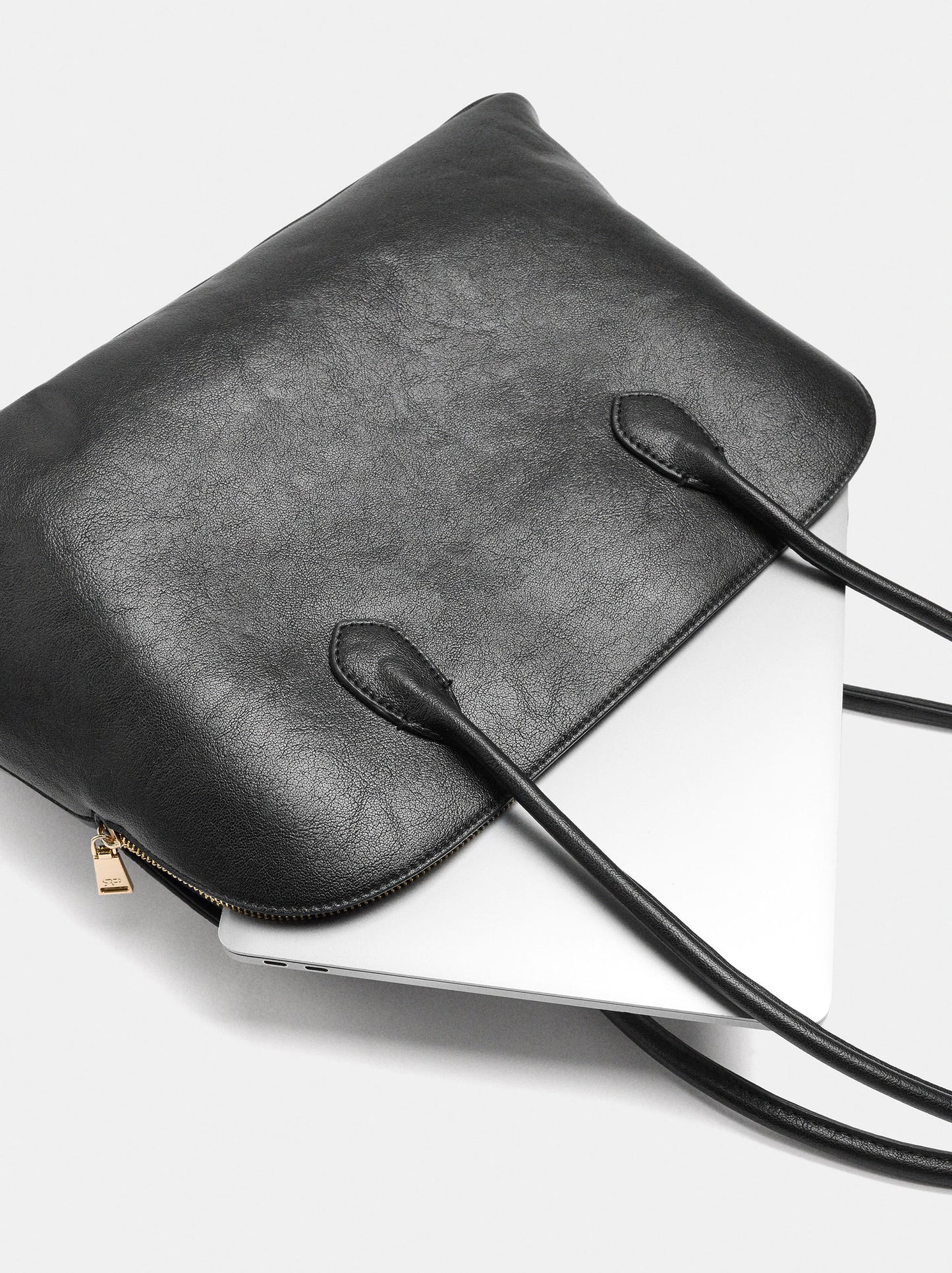 Tanzania Computer Hand Bag