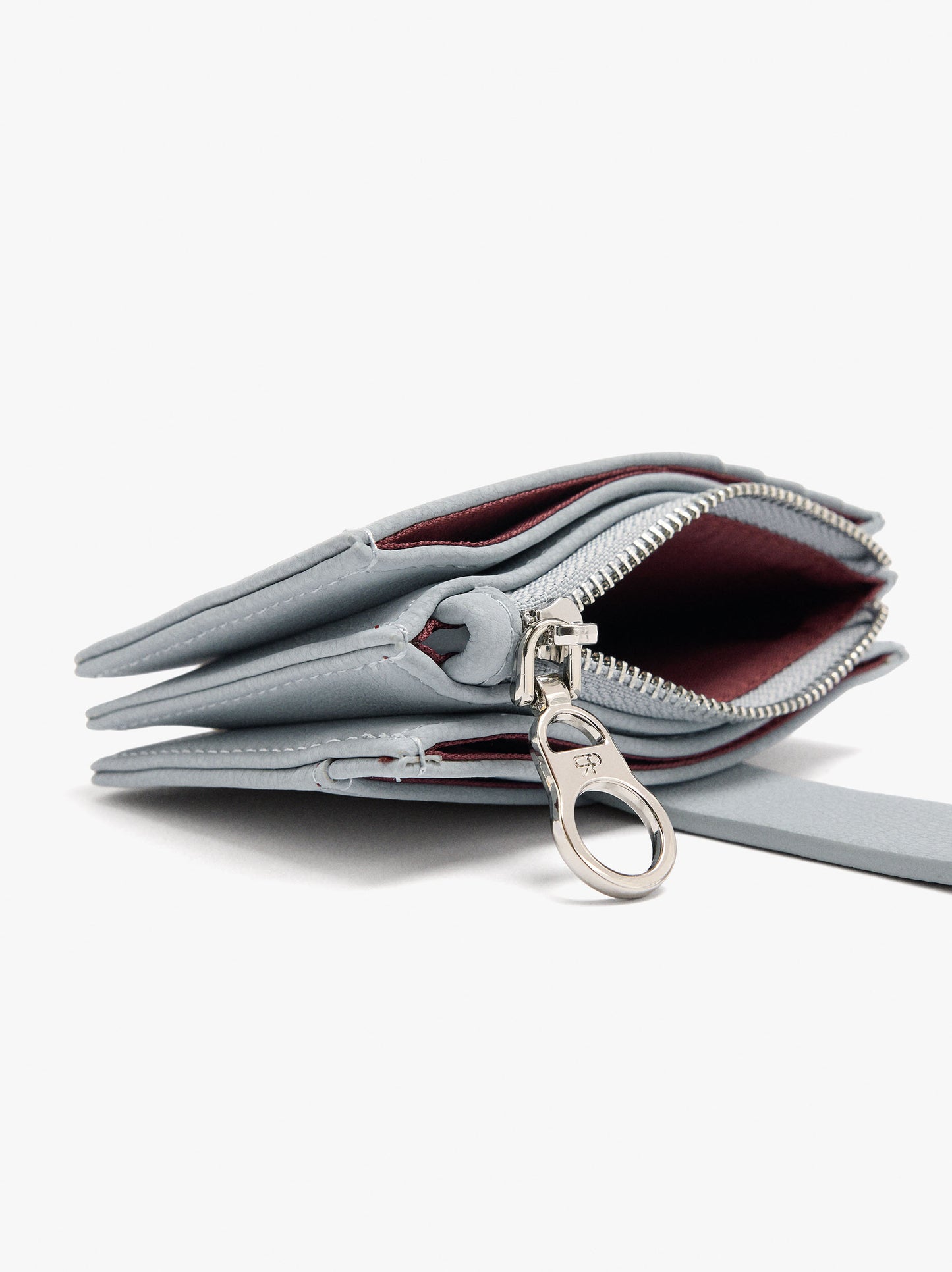 Triple Card Holder With Texture
