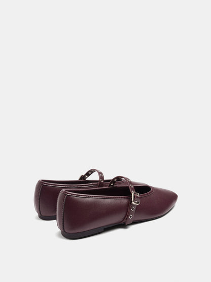 Ballet Flats With Strap And Eyelets