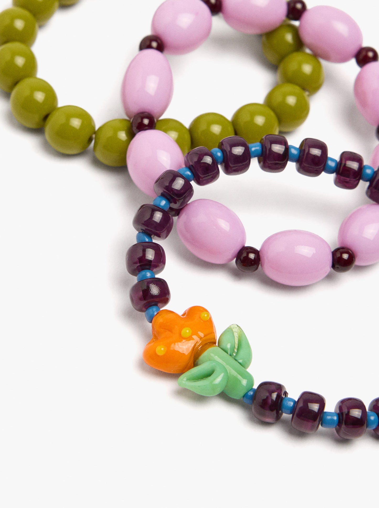 Set Of Elastic Bracelets With Flower Detail