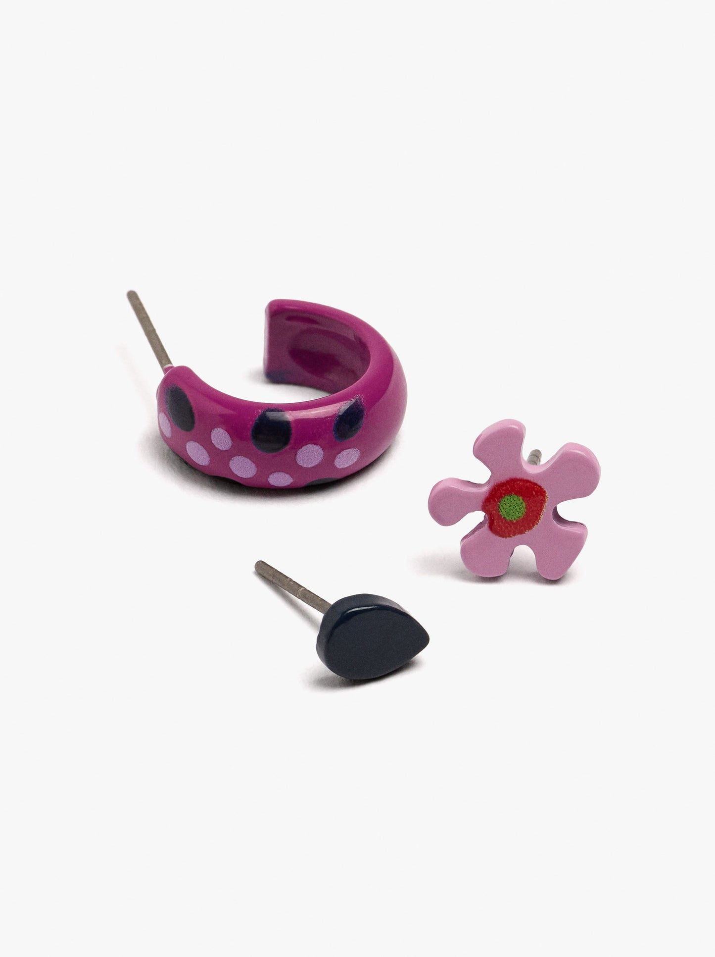 Set Of Resin Earrings With Enamel