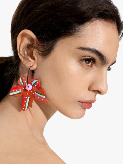 Hoop Earrings With Maxi Contrast Flowers