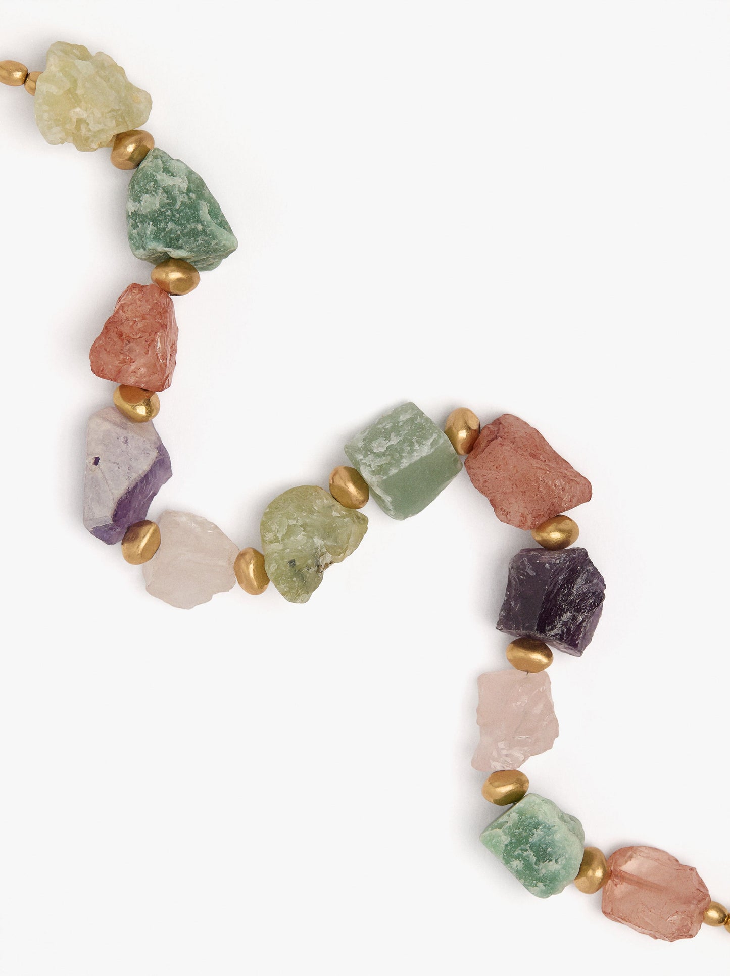 Short Necklace With Irregular Stones