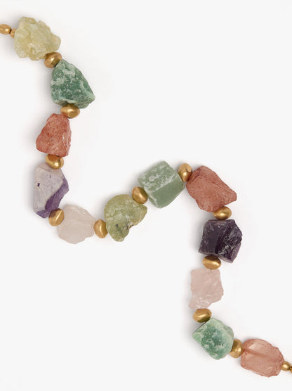 Short Necklace With Irregular Stones