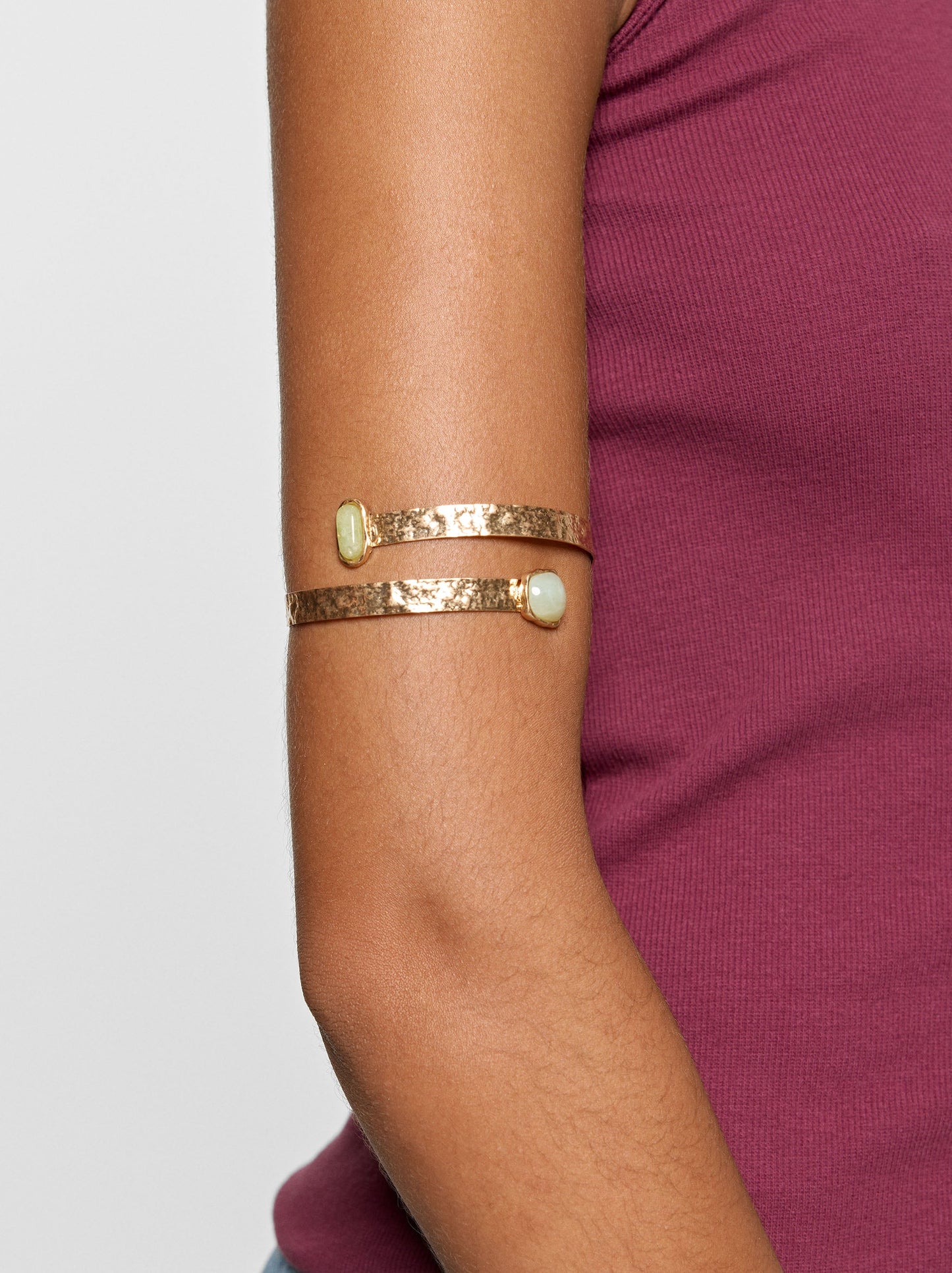 Crossed Bracelet With Stones