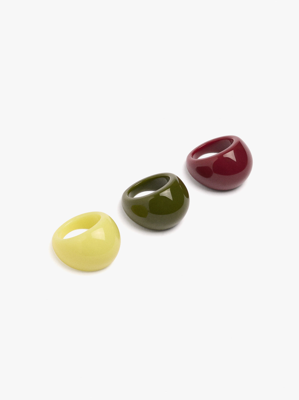 Set Of Rounded Resin Rings