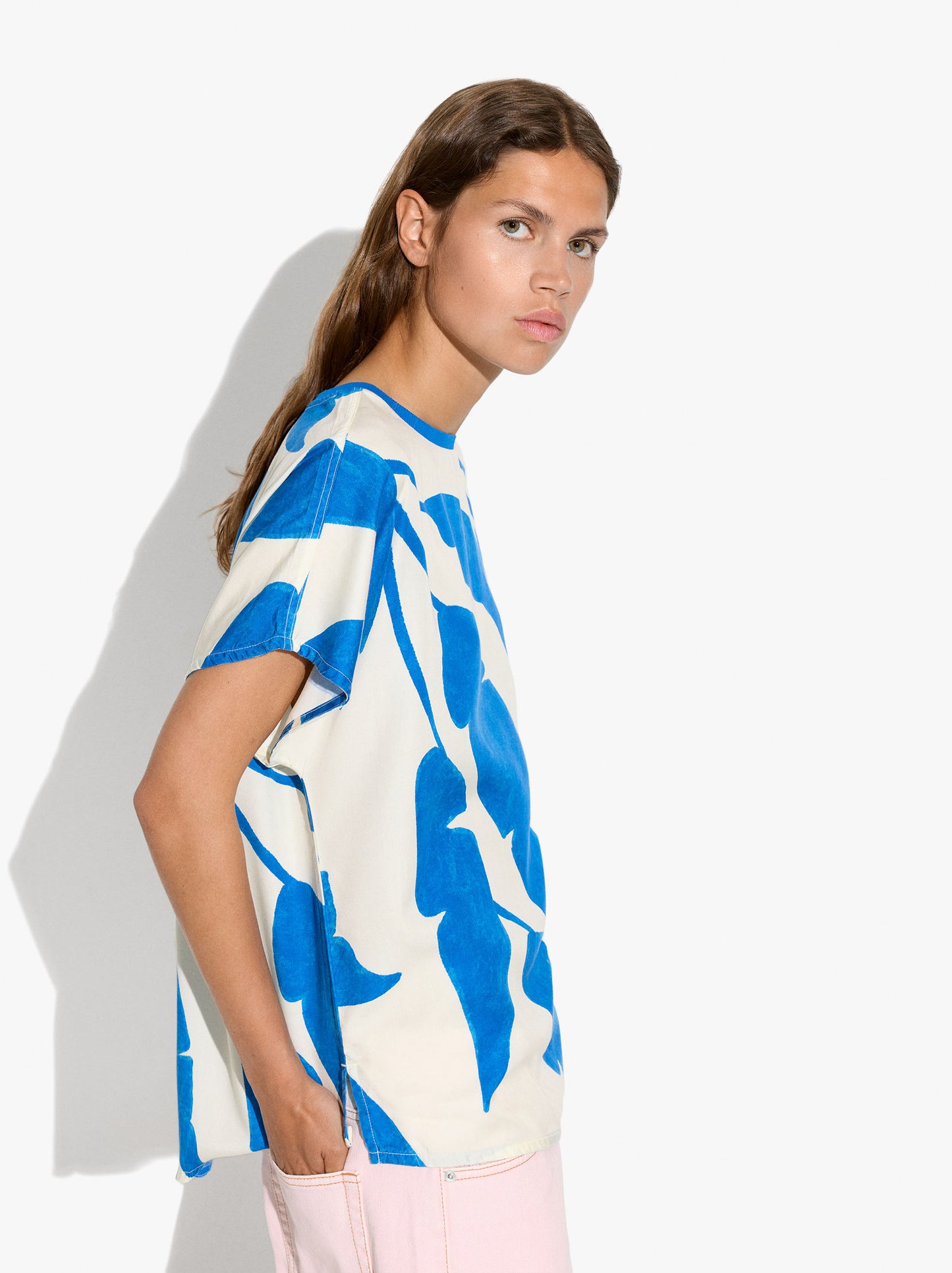Liocel T-Shirt With Printed Leaves