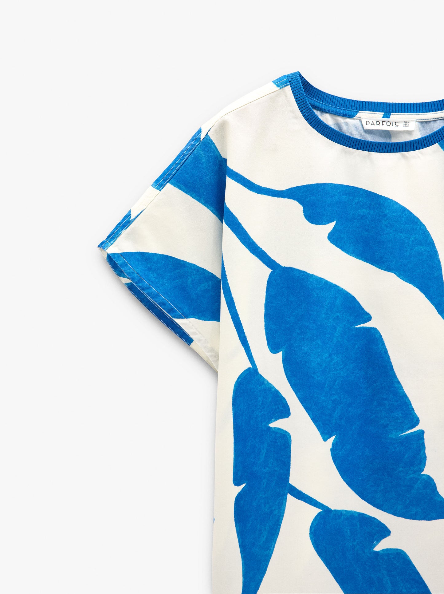Liocel T-Shirt With Printed Leaves