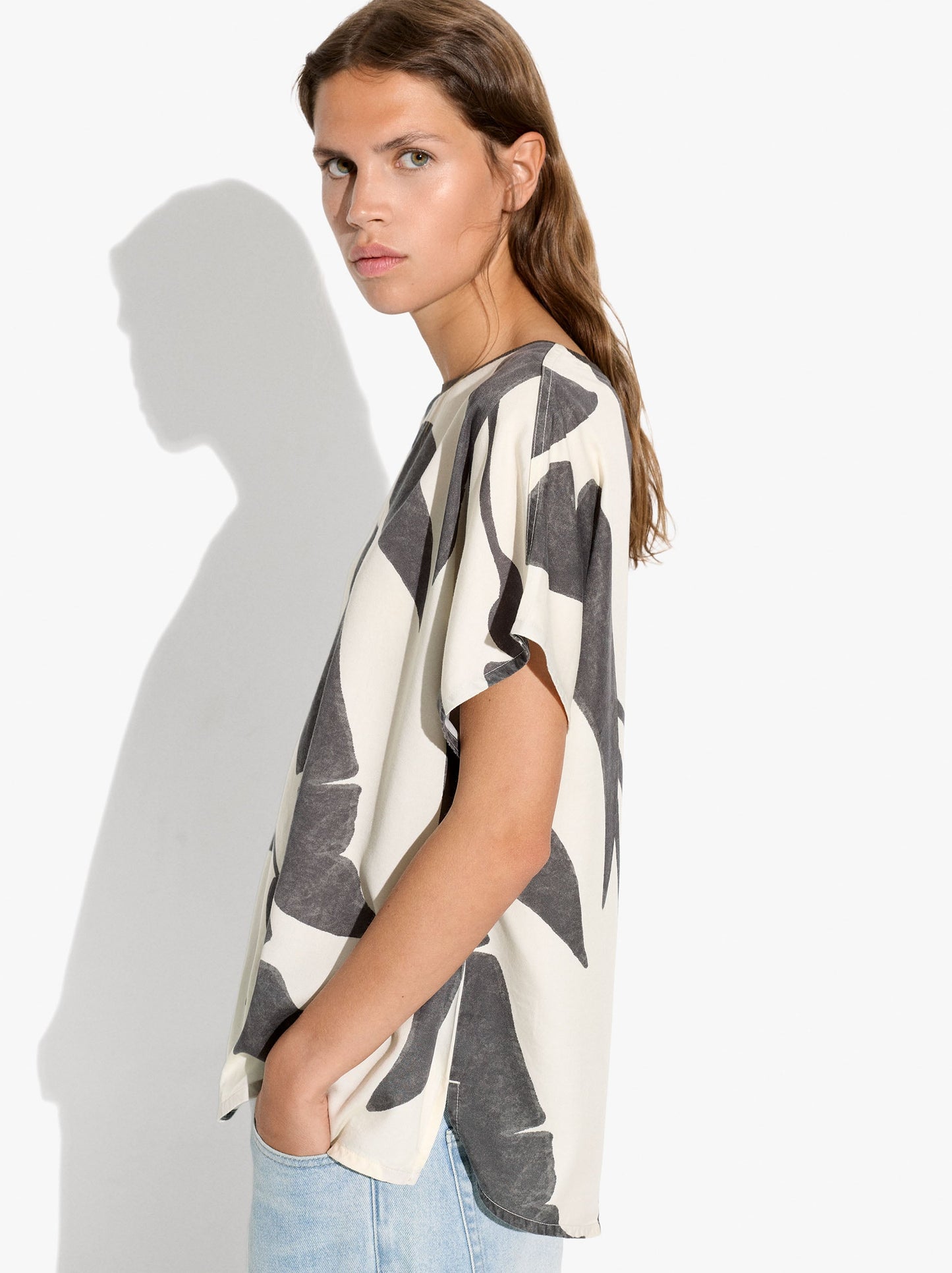 Liocel T-Shirt With Printed Leaves