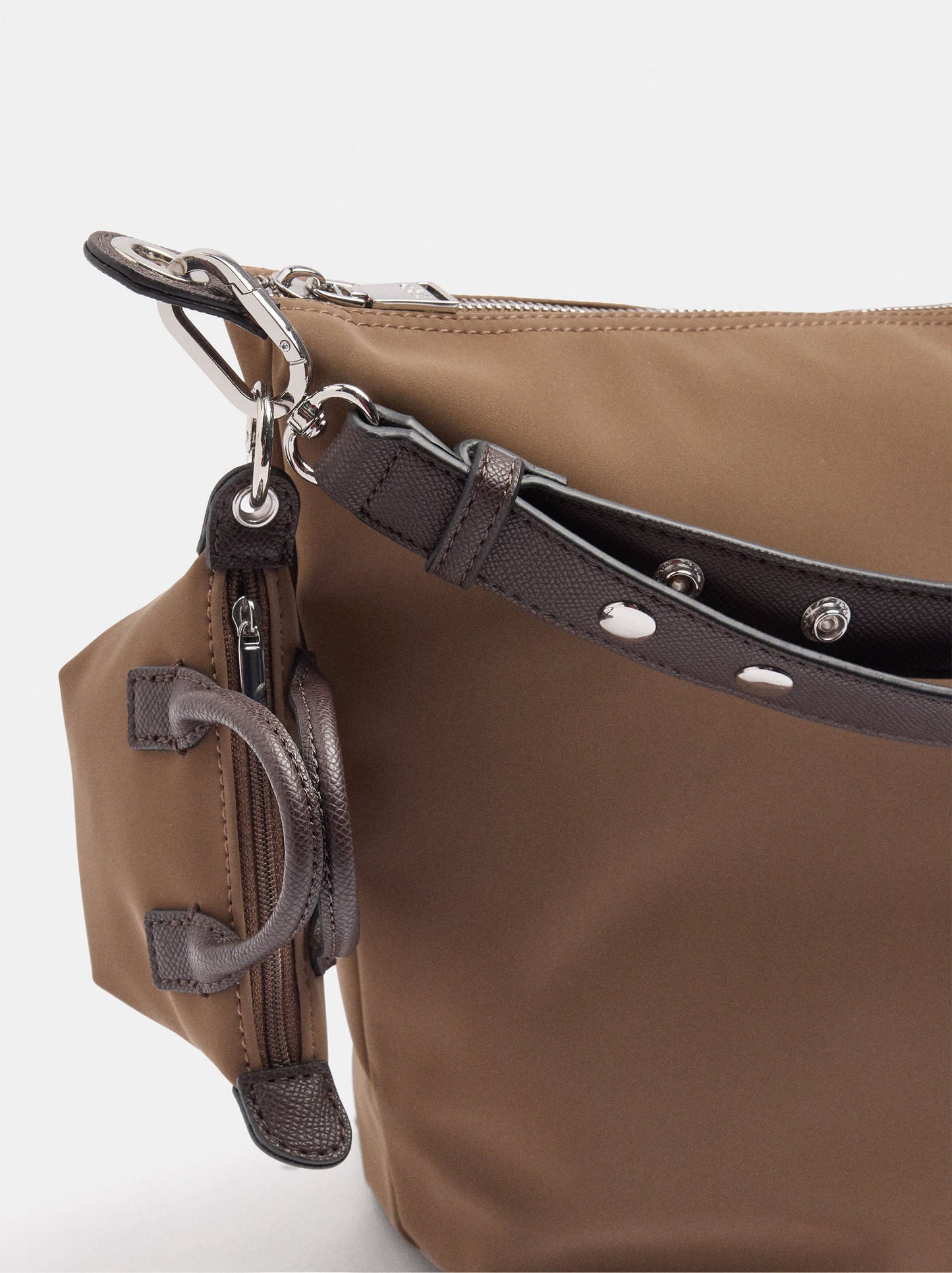 Shoulder Bag With Soft Texture And Pendant