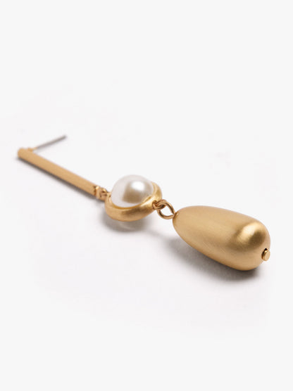 Long Pearl Earrings With Teardrop