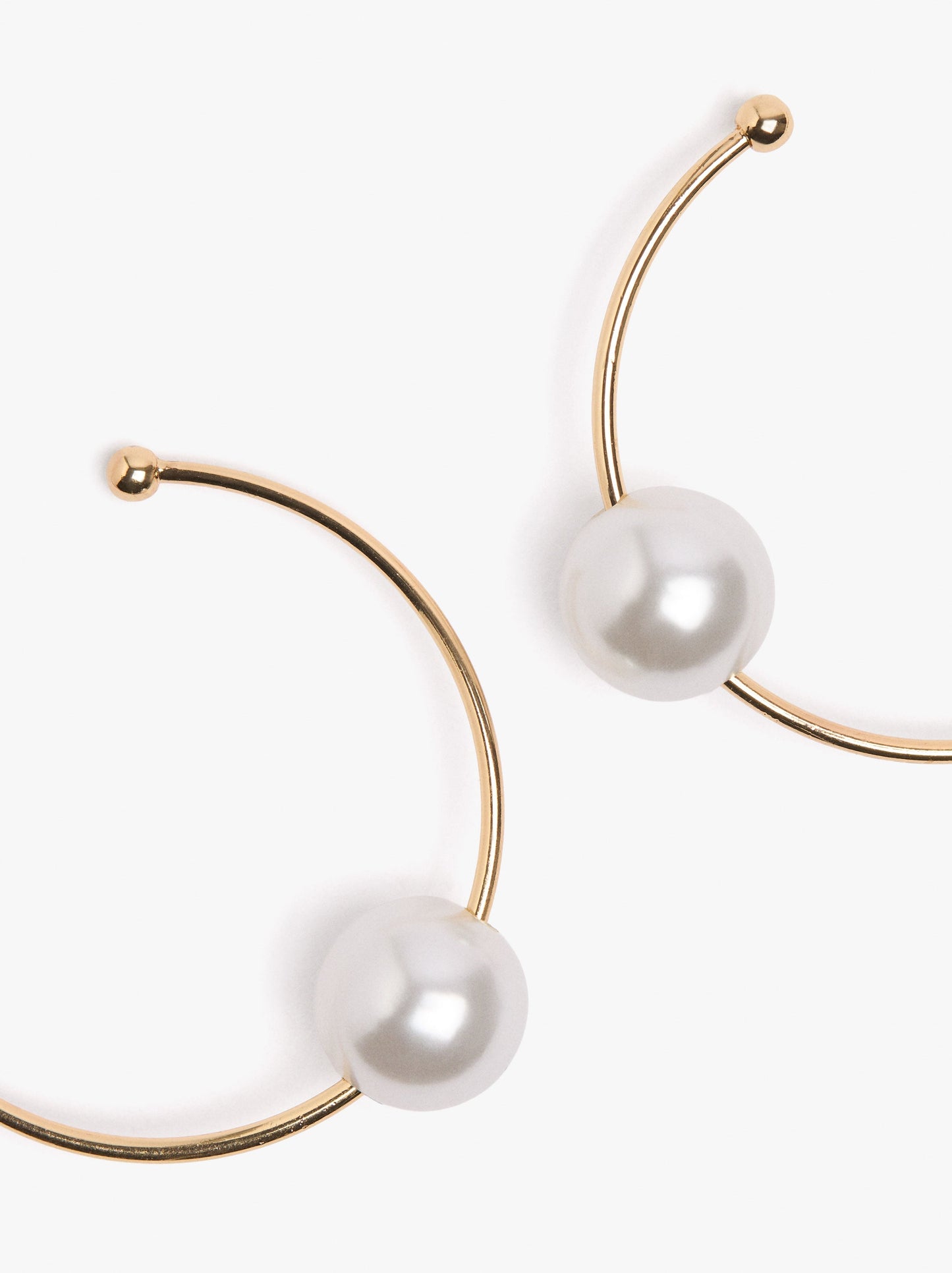 Hoop Earrings With Pearl