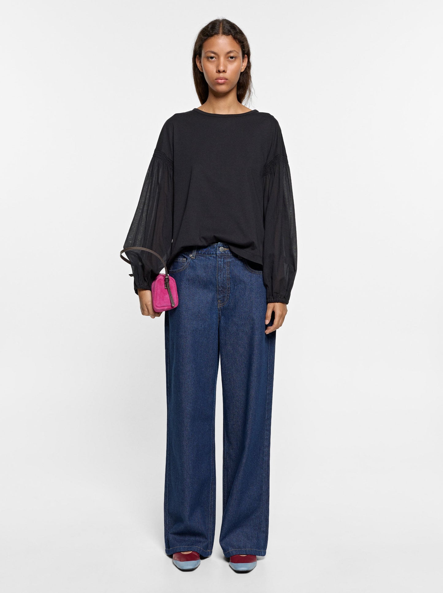 Long-Sleeved T-Shirt With Puff Sleeves