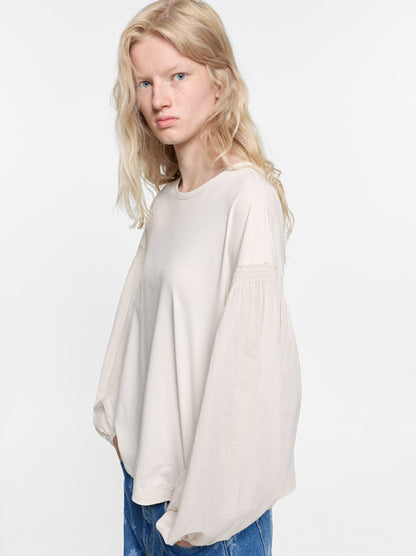 Long-Sleeved T-Shirt With Puff Sleeves