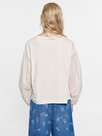 Long-Sleeved T-Shirt With Puff Sleeves