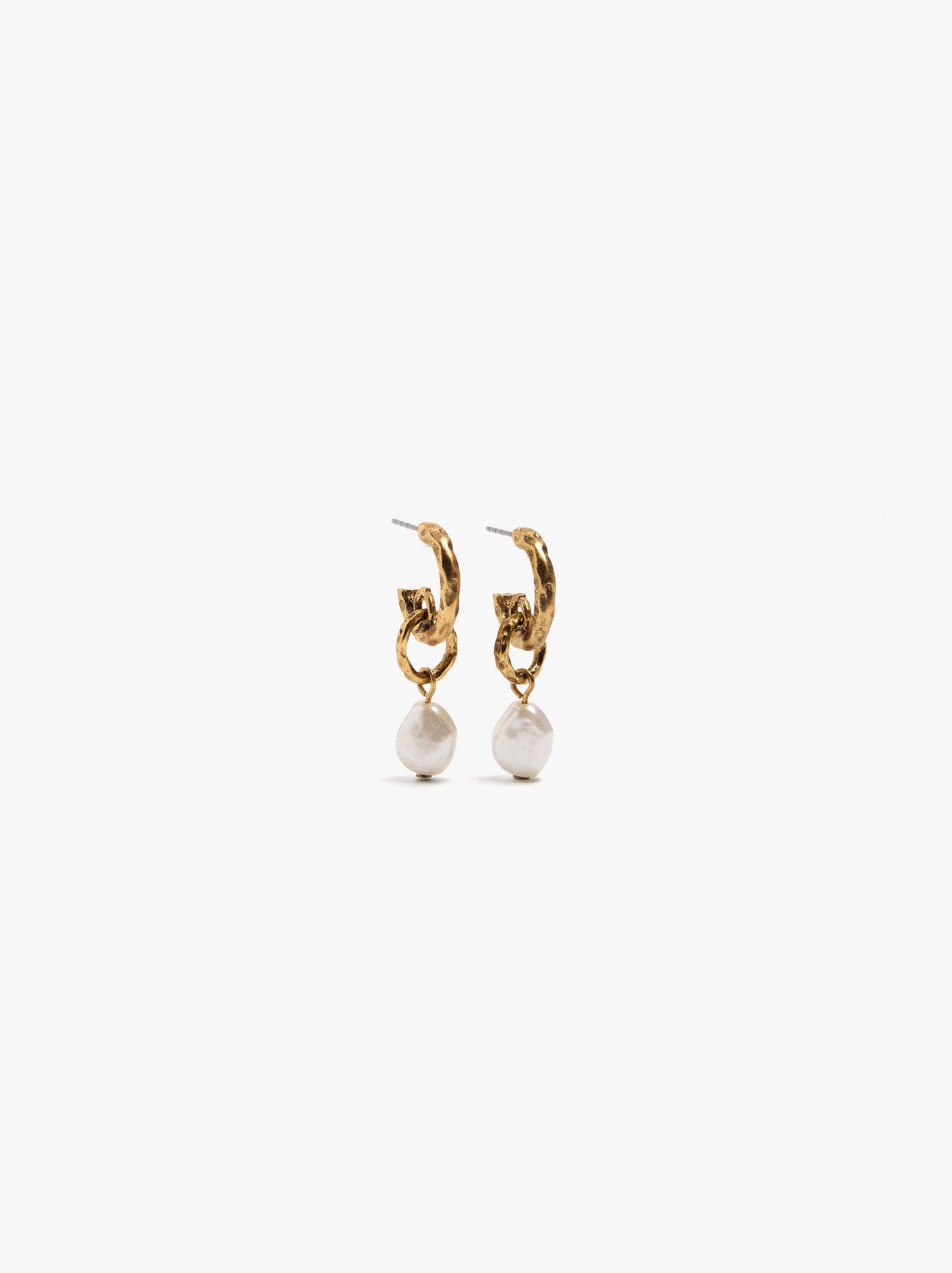Open Hoop Earrings With Pearl Pendant