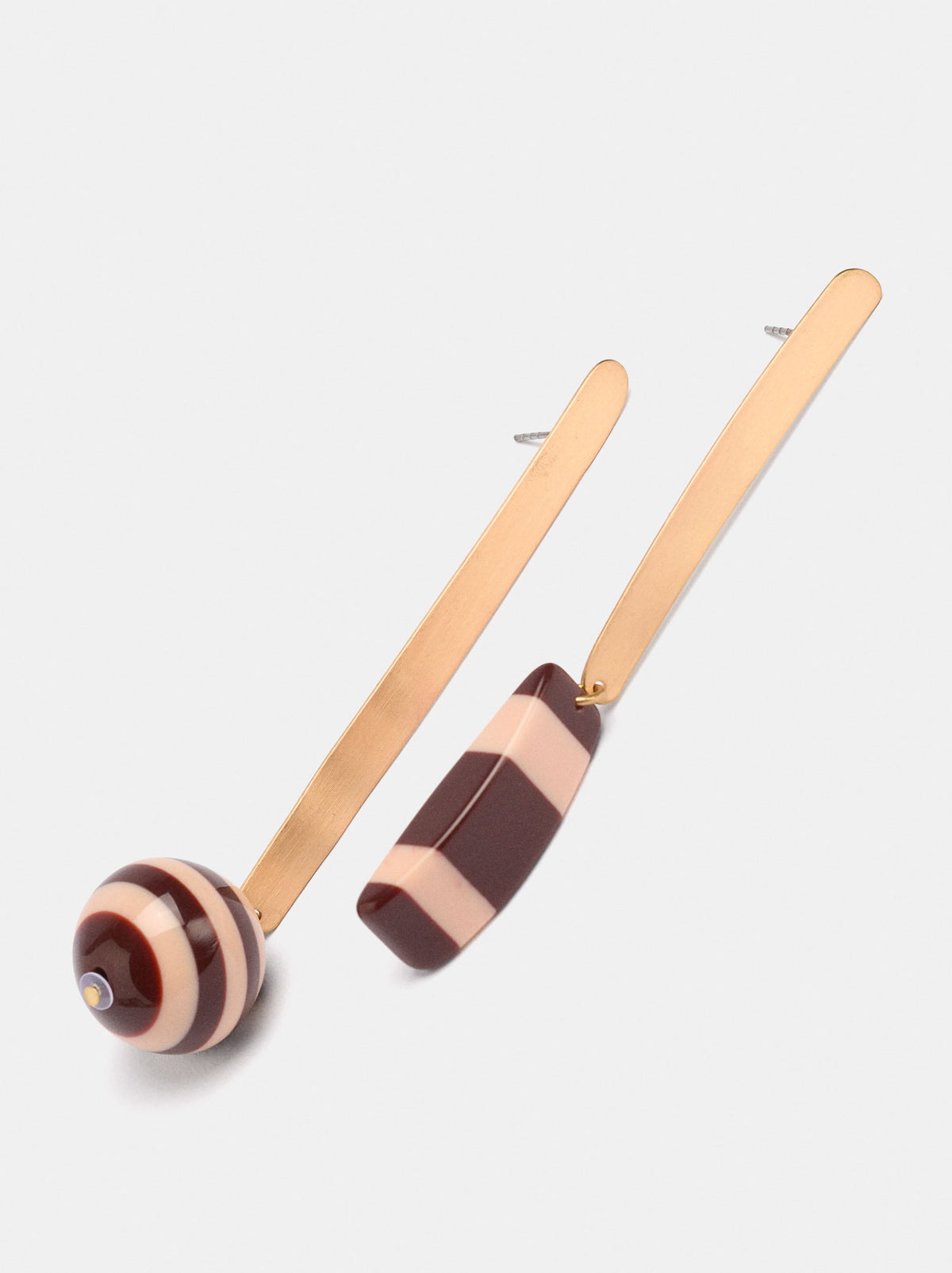 Asymmetrical Bar Earrings With Striped Details