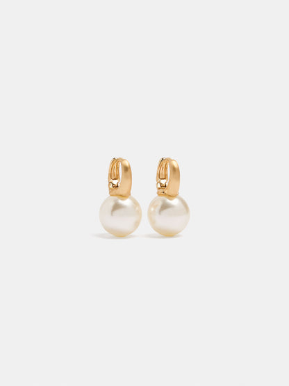 Hoop Earrings With Pearls