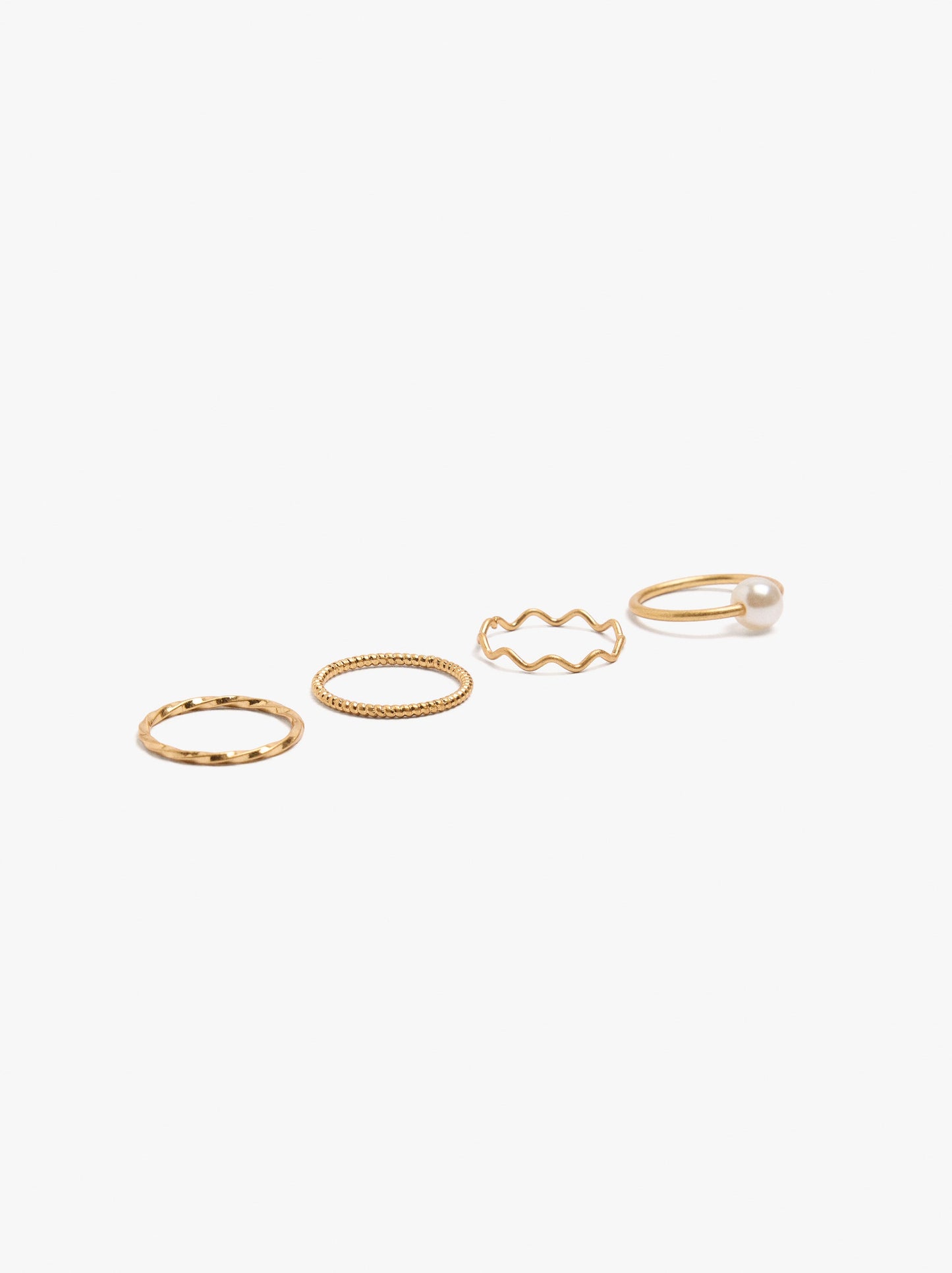 Set Of Pearl Rings