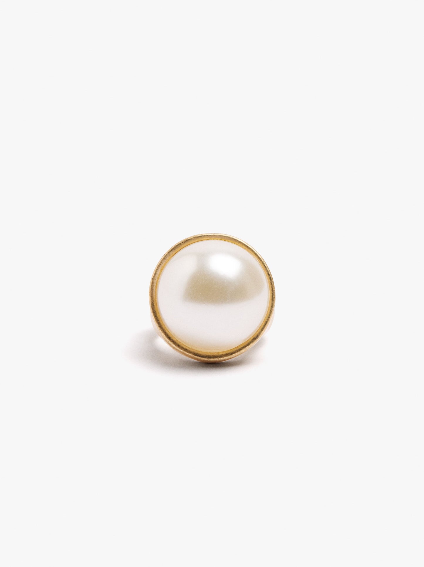 Ring With Pearl