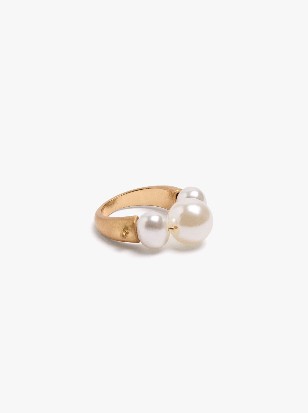 Pearl Ring