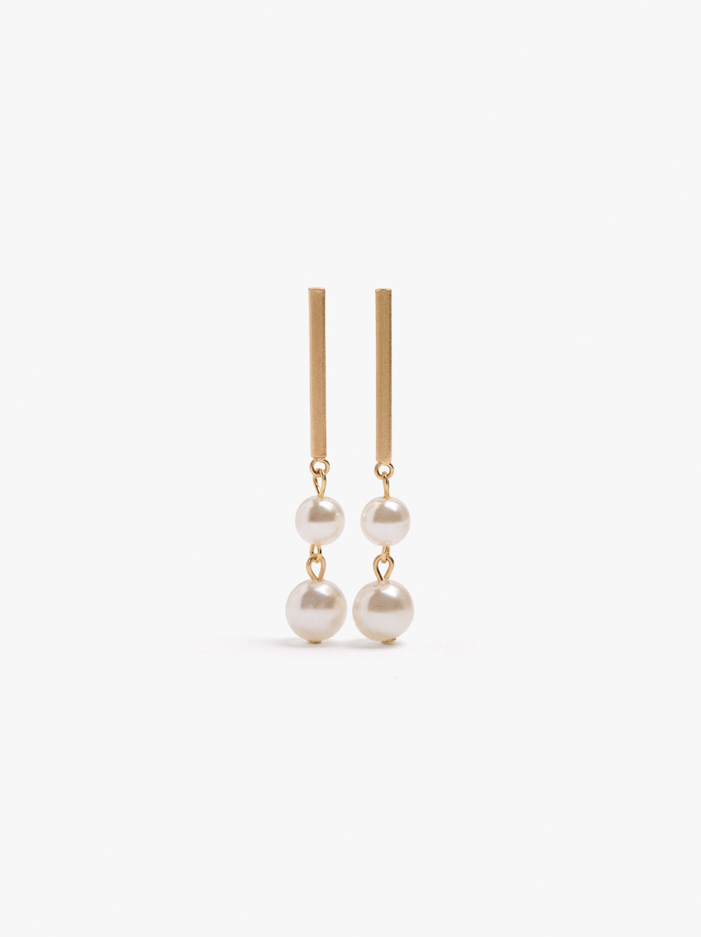 Bar Earrings With Pearls